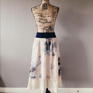 NWT SKIRT VINTAGE STYLE